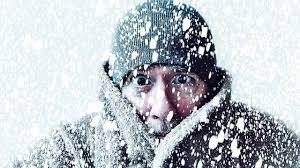 تصویر توصیه هلال احمر در هنگام مواجهه با فردی که دچار سرمازدگی شده است