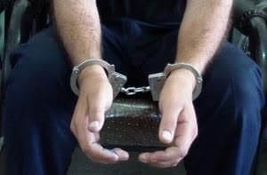 زمين گير شدن شرور سابقه دار با شليک پليس