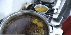 تصویر از هر جایی غذا نخرید!
