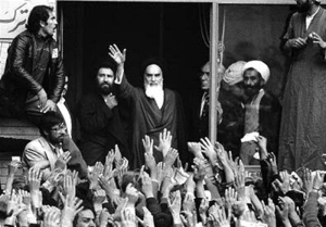 تصویر «مردم» در نگاه امام راحل در رأس امور بودند