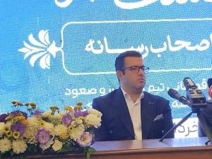 تصویر ایرادات ورزشگاه انقلاب کرج برای میزبانی بازی‌های لیگ دسته اول فوتبال رفع شود