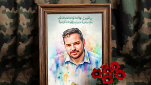 تصویر پدر شهیدی که صبرش معادلات ذهن را به هم زد