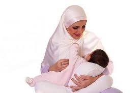 توصیه به مادران شاغل برای تغذیه نوزاد با شیر انحصاری مادر