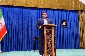 تصویر تلاوت استاد مهدی فلاح نژاد در مصلی نماز جمعه شهرستان ساوجبلاغ-البرز