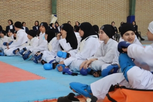 تصویر برگزاری مسابقات قهرمانی یونیون شیتوریو کاراته دختران کشور در ماهدشت