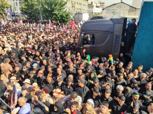 تصویر تهران به راه افتاد؛ روایت آخرین بدرقه یک پدر