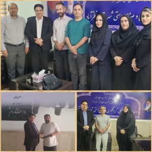 تصویر تجلیل رییس میراث فرهنگی وگردشگری نظرآباد از خبرنگاران