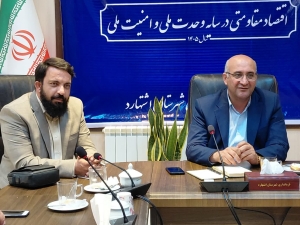 تصویر دهیاران و اعضای شوراهای اسلامی حلقه اتصال میان مردم و مسئولان هستند
