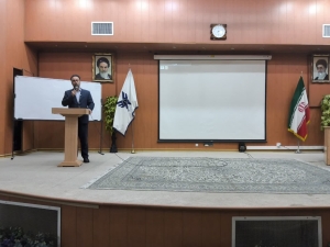 تصویر توانمند سازی دانش آموزان تقویت روحیه انقلابی و ملی را در جامعه رقم می زند