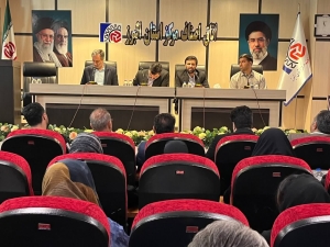 تصویر همایش تخصصی «طراحی، تولید و توزیع پوشاک ایرانی-اسلامی» در اتاق اصناف البرز برگزار شد