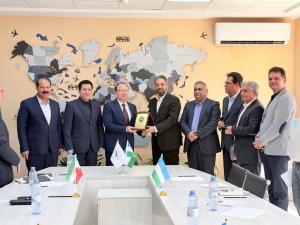 تصویر رئیس اتاق بازرگانی البرز با رئیس مجمع اقتصادی ازبکستان دیدار کرد