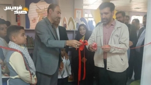 تصویر بهره‌برداری از کتابخانه سیار شماره ۲ و توسعه بنای کتابخانه قاصدک در فردیس