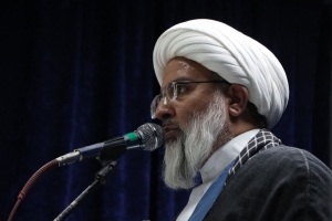 تصویر ارسال پیام ضعف به دشمن حرام قطعی است