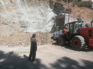 تصویر بازپس‌گیری ۲۰۰ مترمربع از اراضی ملی روستای ولایترود کرج