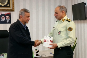 تصویر ضرورت تداوم همکاری  میان دستگاه‌های اجرایی و مجموعه انتظامی شهرستان طالقان