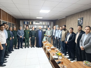تصویر دیدار مسئولین شهرستان چهارباغ با فرمانده و کارکنان انتظامی
