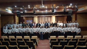 تصویر تجلیل از آتش‌نشانان شهرداری هشتگرد برگزار شد